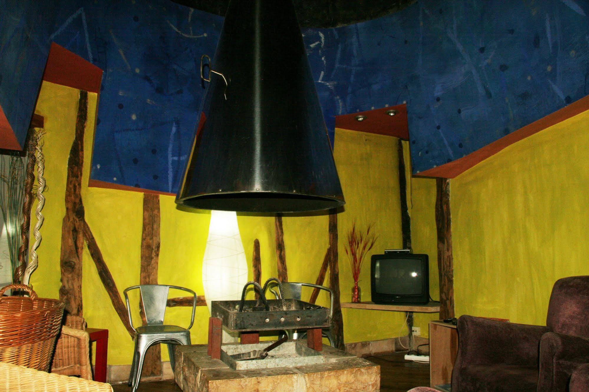 Hotel La Casa Del Cura De Calatañazor Extérieur photo